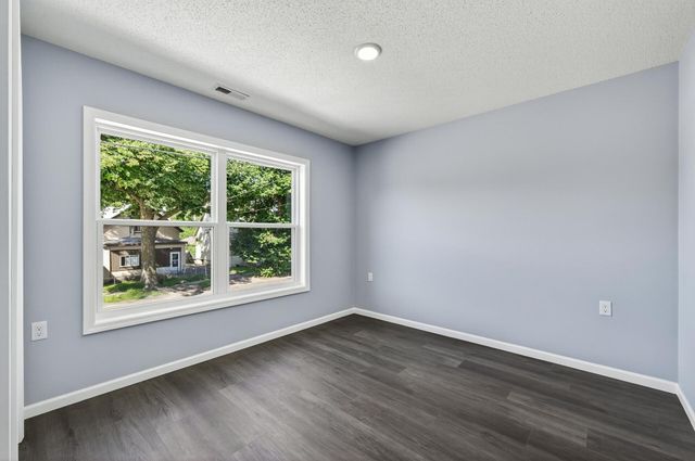 721 Wilson Avenue, Saint Paul, MN 55106