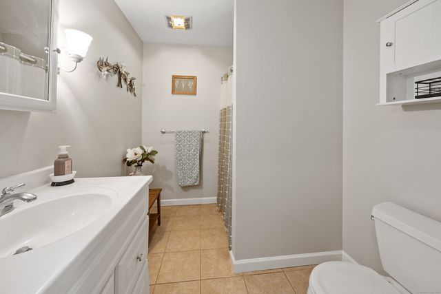 14 Wildwood Road, Cromwell, CT 06416