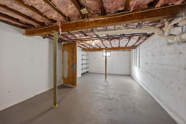 14 Wildwood Road, Cromwell, CT 06416