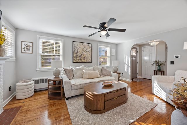 14 Wildwood Road, Cromwell, CT 06416