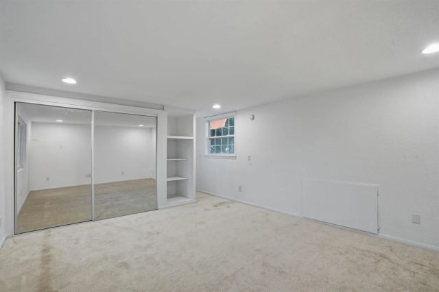 1806 Stewart St, Oceanside, CA 92054