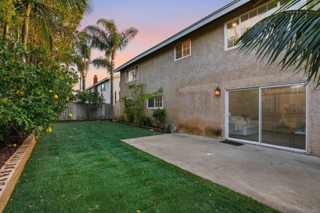 1806 Stewart St, Oceanside, CA 92054