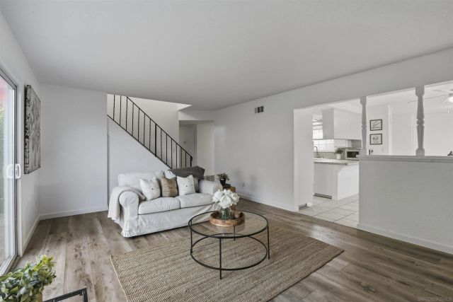 1806 Stewart St, Oceanside, CA 92054