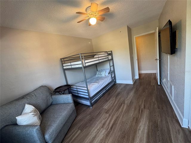 3315 58TH AVENUE S 201, St Petersburg, FL 33712