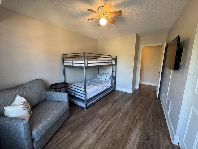 3315 58TH AVENUE S 201, St Petersburg, FL 33712