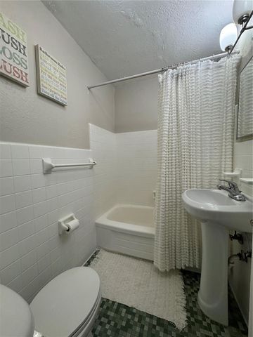 3315 58TH AVENUE S 201, St Petersburg, FL 33712