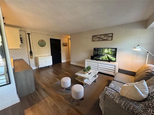 3315 58TH AVENUE S 201, St Petersburg, FL 33712