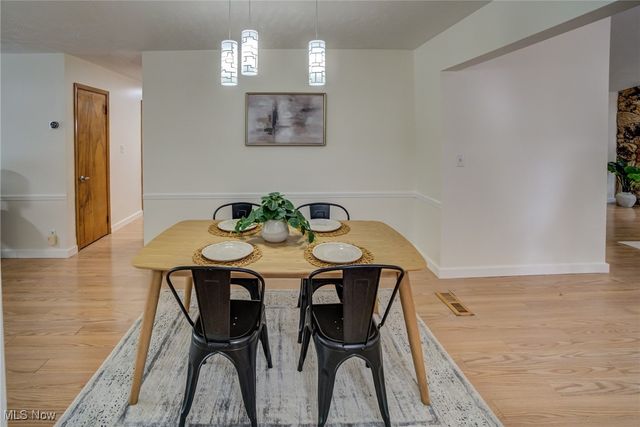 1363 Ranchland Drive, Mayfield Heights, OH 44124