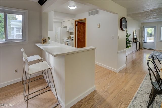 1363 Ranchland Drive, Mayfield Heights, OH 44124