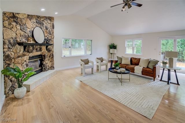 1363 Ranchland Drive, Mayfield Heights, OH 44124