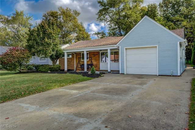 1363 Ranchland Drive, Mayfield Heights, OH 44124