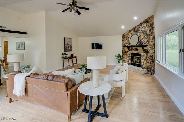 1363 Ranchland Drive, Mayfield Heights, OH 44124