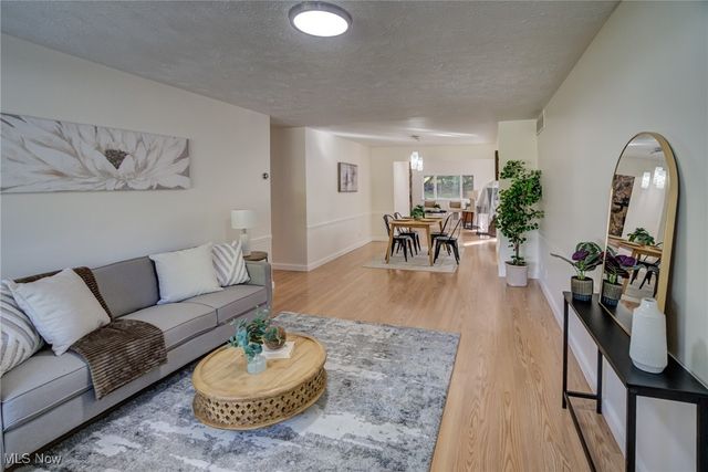 1363 Ranchland Drive, Mayfield Heights, OH 44124