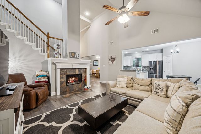 5902 Ambassador Lane, Rowlett, TX 75089