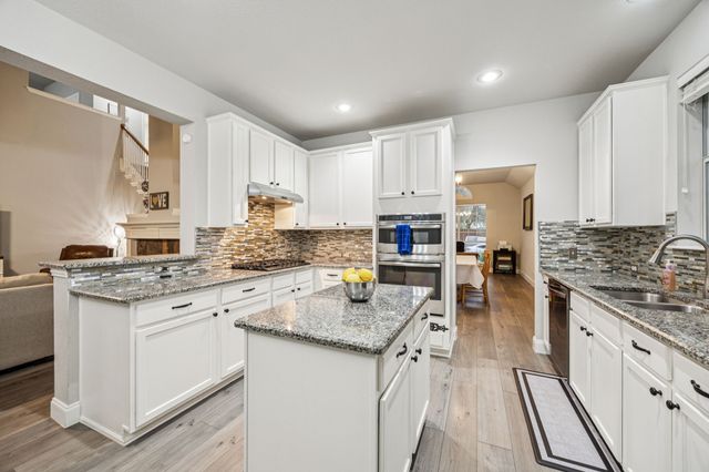 5902 Ambassador Lane, Rowlett, TX 75089