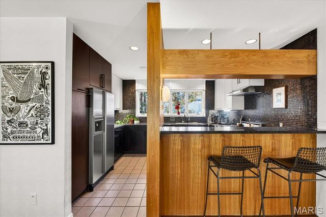 1248 Laclede Station Road, Richmond Heights, MO 63117