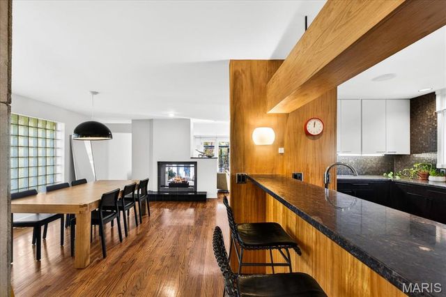 1248 Laclede Station Road, Richmond Heights, MO 63117