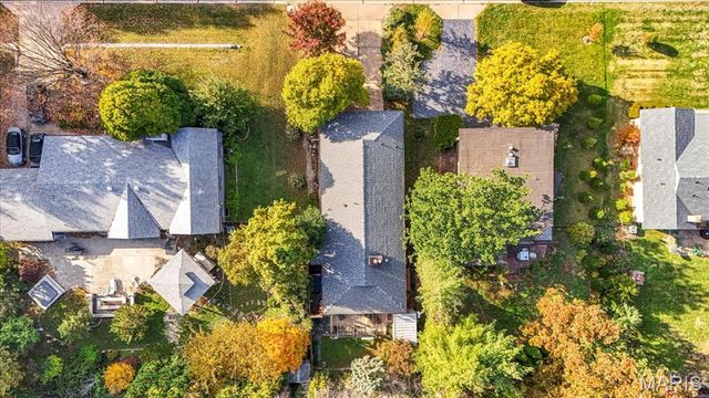 1248 Laclede Station Road, Richmond Heights, MO 63117