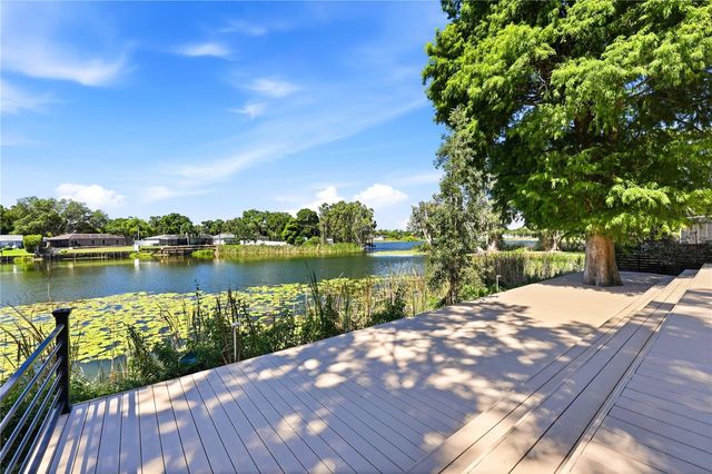 13512 LAKE MAGDALENE DRIVE, Tampa, FL 33613
