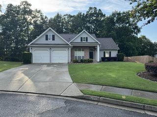 438 Tannenhill Place, Sugar Hill, GA 30518