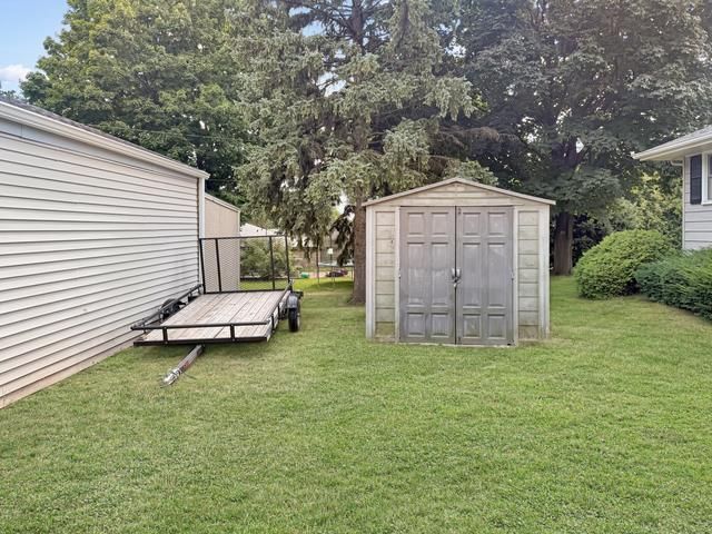 1003 MEADOW LANE, Neenah, WI 54956