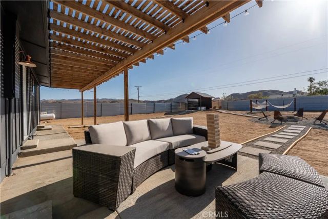 4726 Avenida La Flora Desierta, Joshua Tree, CA 92252