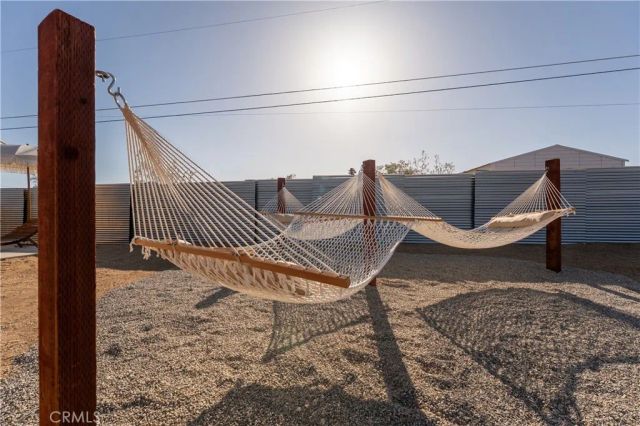 4726 Avenida La Flora Desierta, Joshua Tree, CA 92252