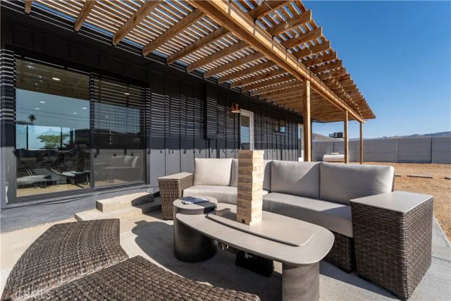 4726 Avenida La Flora Desierta, Joshua Tree, CA 92252