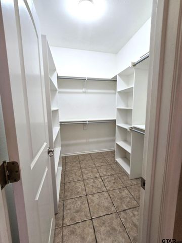 5603 Thomas Nelson, Tyler, TX 75707