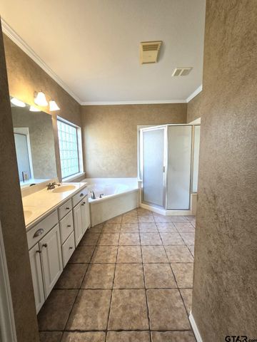 5603 Thomas Nelson, Tyler, TX 75707