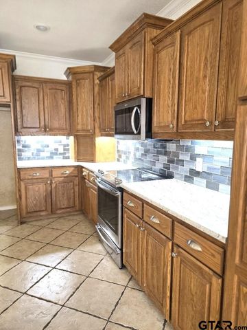 5603 Thomas Nelson, Tyler, TX 75707