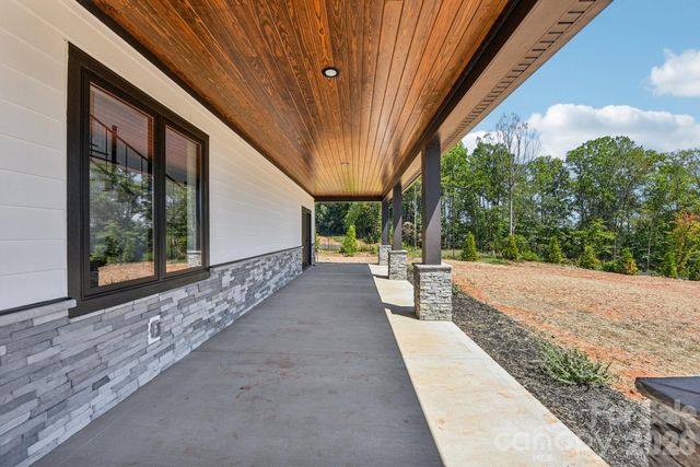 109 Winners Circle, Mooresville, NC 28117