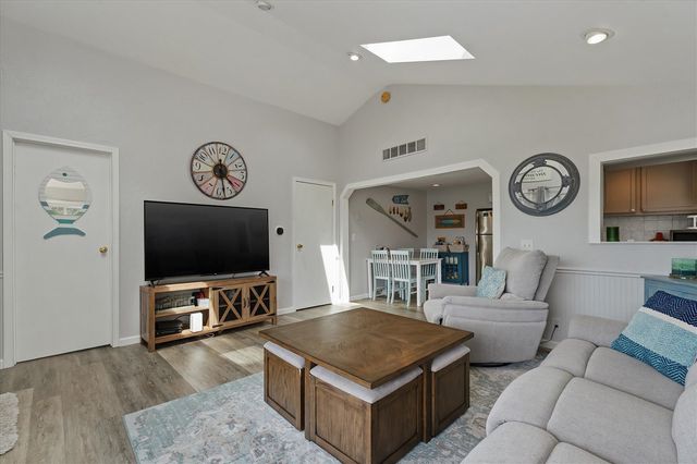 10333 Walnut Drive, Three Rivers, MI 49093