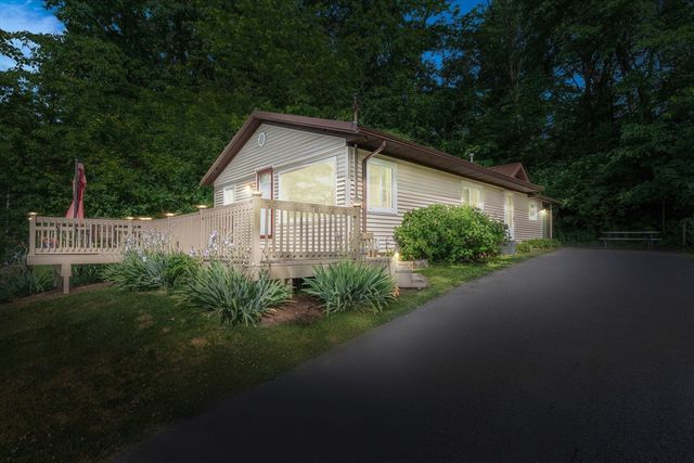 10333 Walnut Drive, Three Rivers, MI 49093