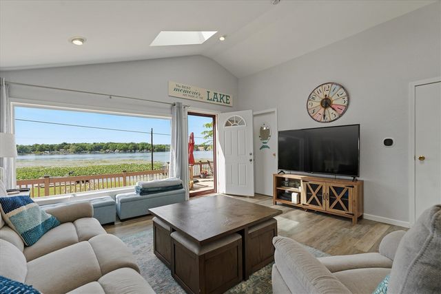 10333 Walnut Drive, Three Rivers, MI 49093