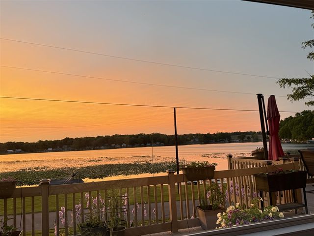 10333 Walnut Drive, Three Rivers, MI 49093