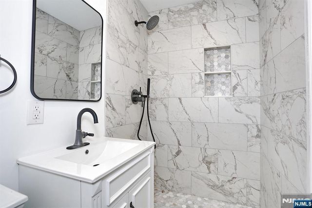 133 Church Street, Bergenfield, NJ 07621