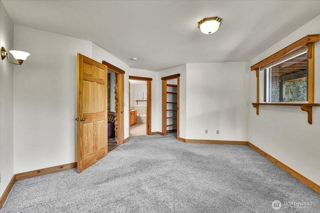 17049 Lake Point Drive SE, Yelm, WA 98597