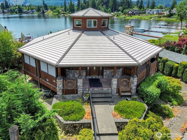 17049 Lake Point Drive SE, Yelm, WA 98597