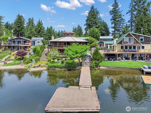 17049 Lake Point Drive SE, Yelm, WA 98597