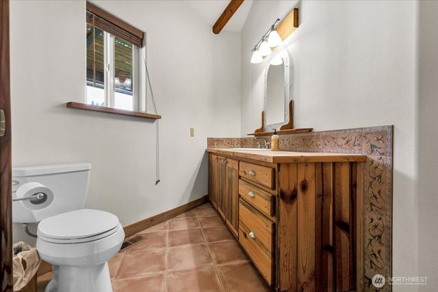17049 Lake Point Drive SE, Yelm, WA 98597
