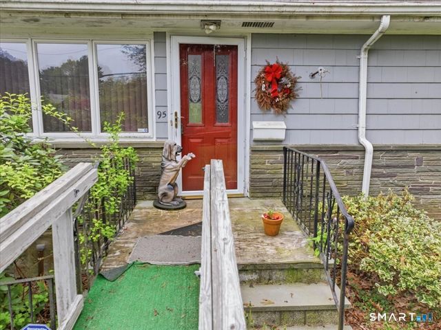95 Westwood Drive, Easton, CT 06612
