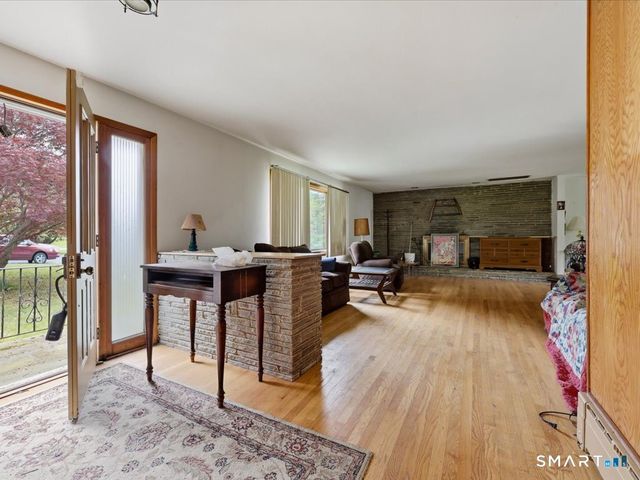 95 Westwood Drive, Easton, CT 06612