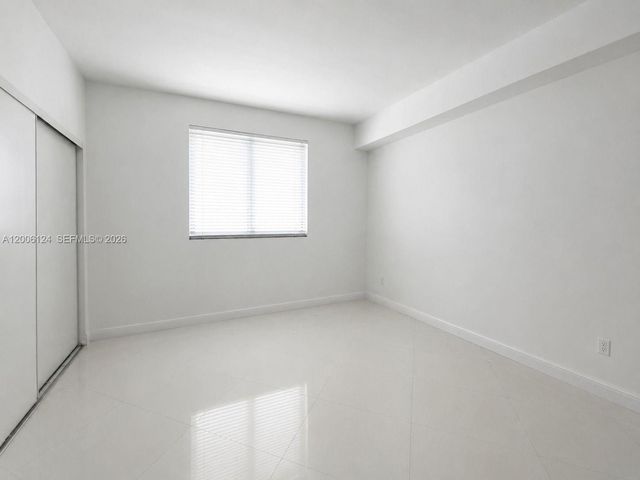 601 NE 36th St 1404, Miami, FL 33137