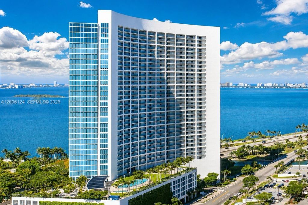 601 NE 36th St 1404, Miami, FL 33137