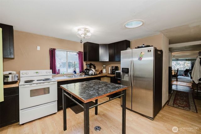 10012 Brush Arbor Lane NW, Seabeck, WA 98380