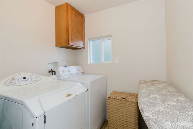 10012 Brush Arbor Lane NW, Seabeck, WA 98380