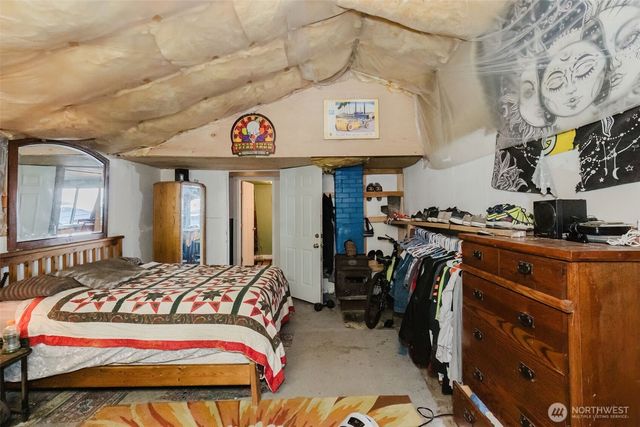 10012 Brush Arbor Lane NW, Seabeck, WA 98380