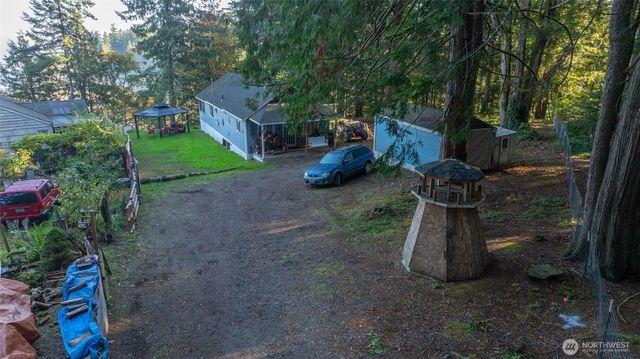 10012 Brush Arbor Lane NW, Seabeck, WA 98380