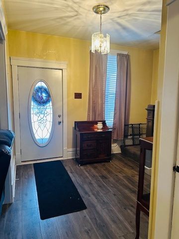 518 Walnut Ave, Scottdale, PA 15683